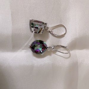 NWOT MULTICOLOR QUARTZ DANGLE EARRINGS